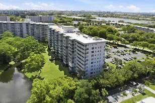 4015 W Palm Aire Dr, Pompano Beach, FL 33069 - Photo 37