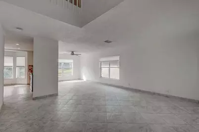 10758 Lake Jasmine Drive, Boca Raton, FL 33498 - Photo 7