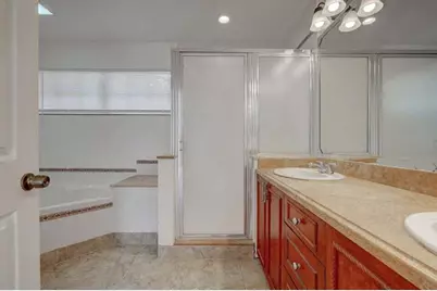 10758 Lake Jasmine Drive, Boca Raton, FL 33498 - Photo 19
