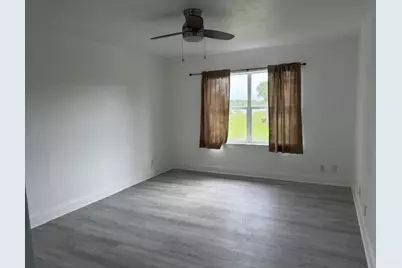10758 Lake Jasmine Drive, Boca Raton, FL 33498 - Photo 13