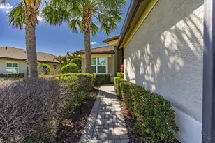 11402 SW Half Moon Lake Ln, Port Saint Lucie, FL 34987 - Photo 7
