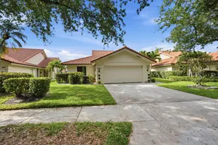 2860 Cuyahoga Ln, West Palm Beach, FL 33409 - Photo 49