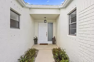 21059 Rustlewood Ave, Boca Raton, FL 33428 - Photo 3