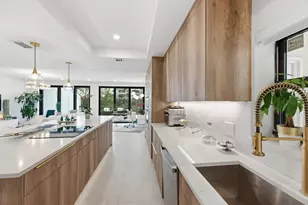 3972 N Ocean Dr, Singer Island, FL 33404 - Photo 11