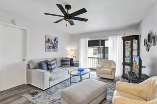 8390 Lagos De Campo Blvd, Tamarac, FL 33321 - Photo 13