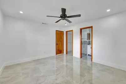 1124 SE Ladner Street, Port Saint Lucie, FL 34983 - Photo 5