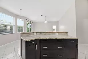 10316 NW 53rd Ct, Coral Springs, FL 33076 - Photo 13