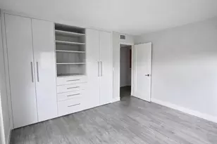 3220 Bayview Dr, Fort Lauderdale, FL 33306 - Photo 9