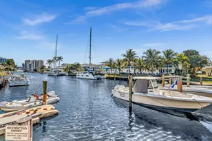 3220 Bayview Dr, Fort Lauderdale, FL 33306 - Photo 15