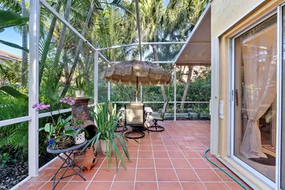 11377 Lakeview Drive, Coral Springs, FL 33071 - Photo 27