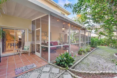11377 Lakeview Drive, Coral Springs, FL 33071 - Photo 31