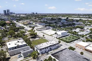 324 20th St, West Palm Beach, FL 33407 - Photo 13