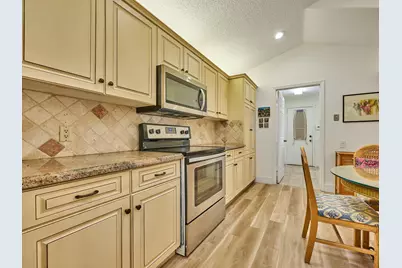 6093 Bay Isles Drive, Boynton Beach, FL 33437 - Photo 19