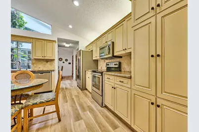 6093 Bay Isles Drive, Boynton Beach, FL 33437 - Photo 17