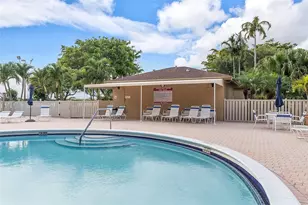 4550 NW 18th Ave, Deerfield Beach, FL 33064 - Photo 23