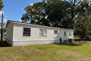 5924 NE 4th Ln, Okeechobee, FL 34974 - Photo 7