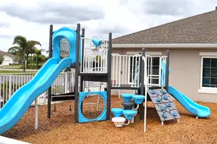 517 Cherimoya St, Fort Pierce, FL 34981 - Photo 25