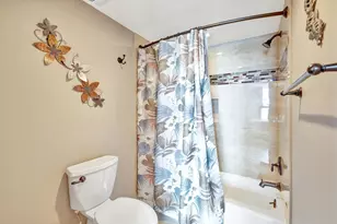 301 Lake Shore Dr, Lake Park, FL 33403 - Photo 17