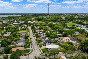 901 39th St, West Palm Beach, FL 33407 - Photo 37