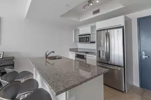 888 Biscayne Blvd, Miami, FL 33132 - Photo 9