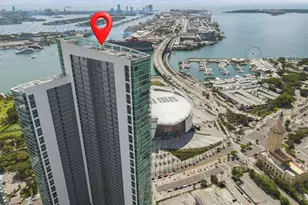 888 Biscayne Blvd, Miami, FL 33132 - Photo 35