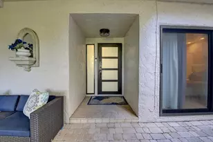 6595 Parkview Dr, Boca Raton, FL 33433 - Photo 7