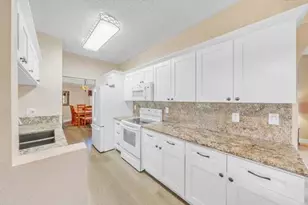 21200 SW 92nd Ave, Cutler Bay, FL 33189 - Photo 7