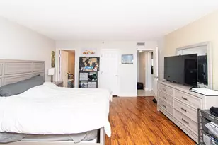 2202 S Cypress Bend Dr, Pompano Beach, FL 33069 - Photo 25