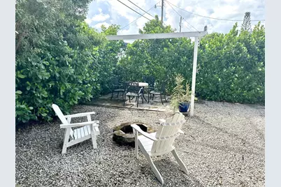 157 E 25th Street, Riviera Beach, FL 33404 - Photo 17