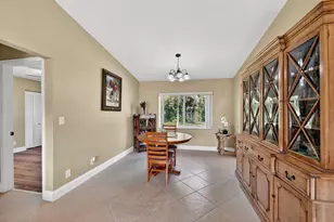 12541 SW 10th Ct, Davie, FL 33325 - Photo 7