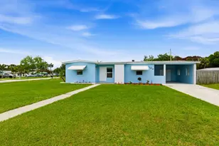102 SE El Sito Ct, Port Saint Lucie, FL 34983 - Photo 3