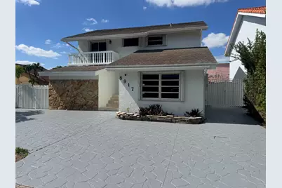 8917 SW Grand Canal Drive, Miami, FL 33174 - Photo 1