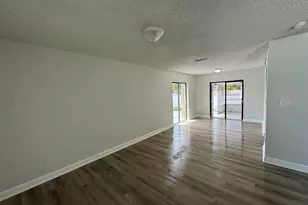8917 SW Grand Canal Dr, Miami, FL 33174 - Photo 33