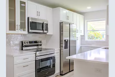 1007 South Drive #B, Delray Beach, FL 33445 - Photo 3