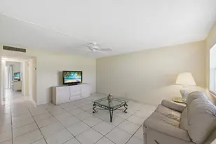724 Flanders P, Delray Beach, FL 33484 - Photo 9