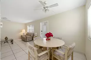 724 Flanders P, Delray Beach, FL 33484 - Photo 15