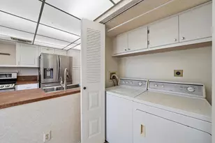 20615 NE 7th Ct, Miami, FL 33179 - Photo 9