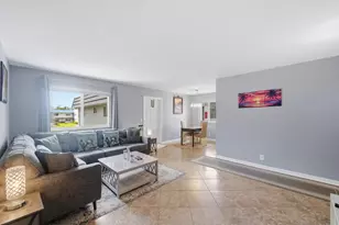 376 Saxony H, Delray Beach, FL 33446 - Photo 7