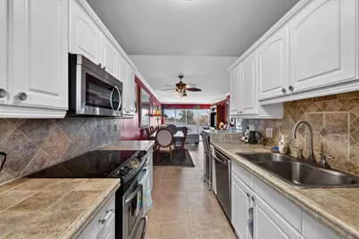 3411 Spanish Trail #418, Delray Beach, FL 33483 - Photo 9