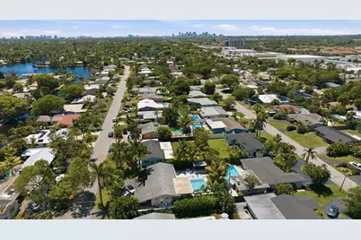 4441 NE 15th Avenue, Oakland Park, FL 33334 - Photo 33