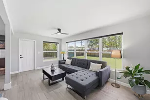 4441 NE 15th Ave, Oakland Park, FL 33334 - Photo 3