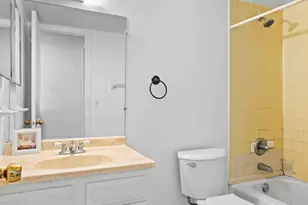 825 NW 13th St, Boca Raton, FL 33486 - Photo 27