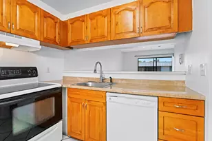 825 NW 13th St, Boca Raton, FL 33486 - Photo 9
