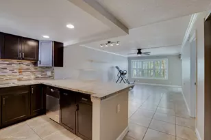 2314 S Cypress Bend Dr, Pompano Beach, FL 33069 - Photo 3