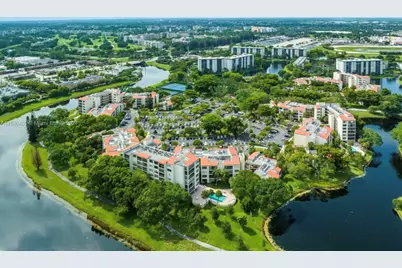 2314 S Cypress Bend Drive #Unit 313, Pompano Beach, FL 33069 - Photo 19