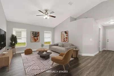 225 12th Street SW, Vero Beach, FL 32962 - Photo 1