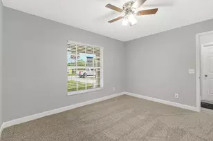225 12th St SW, Vero Beach, FL 32962 - Photo 19