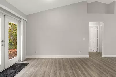 225 12th Street SW, Vero Beach, FL 32962 - Photo 15