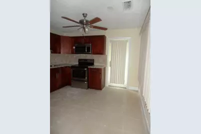 2724 SW 46th Street # 2, Fort Lauderdale, FL 33312 - Photo 5