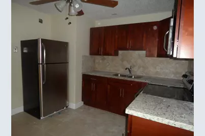 2724 SW 46th Street # 2, Fort Lauderdale, FL 33312 - Photo 3
